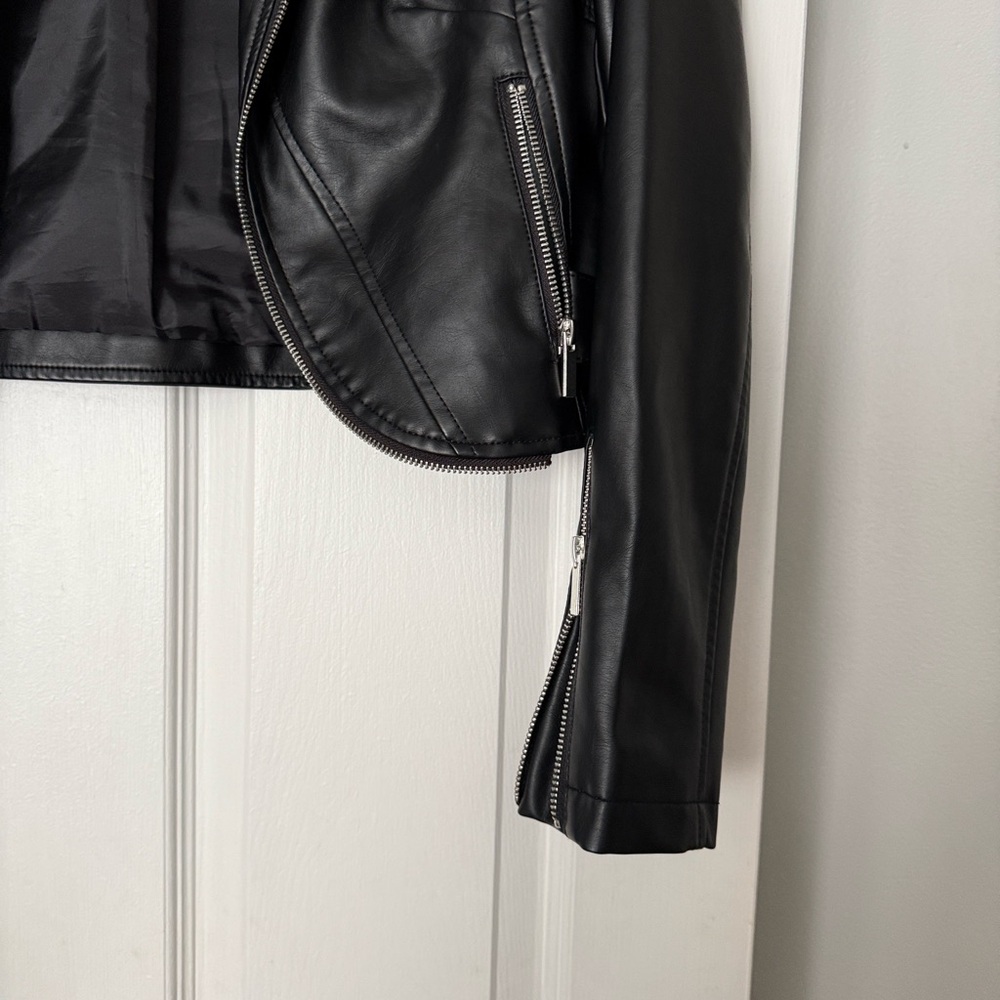 City Chic Black Leather Jacket - Picture 4 of 6